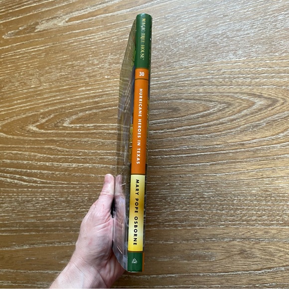 Magic Tree House: Hurricane Heroes in Texas (Series #30) (Hardcover) Osborne - Picture 3 of 5